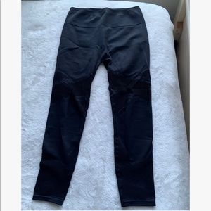 Fabletics Mosaic High-Waisted 7/8